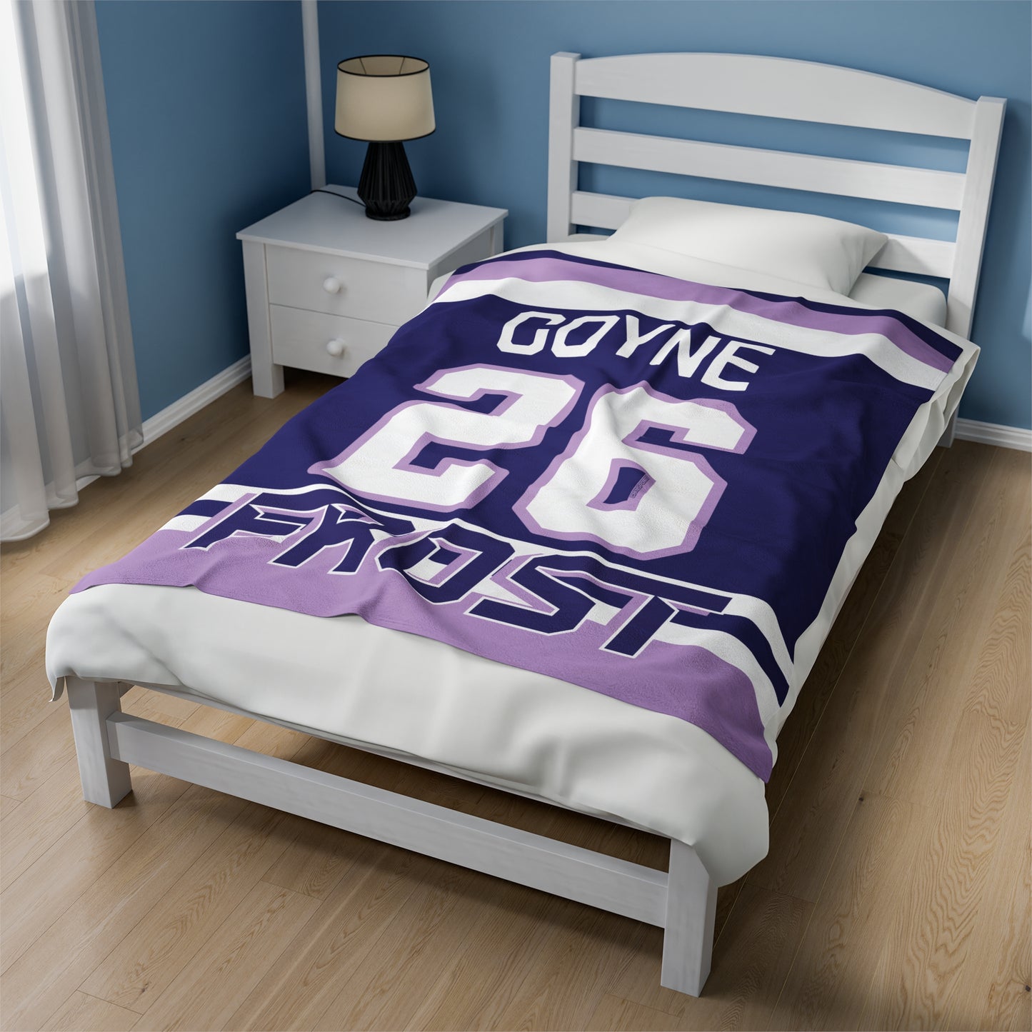 Kendall Coyne Schofield 26 Frost Plush Blanket